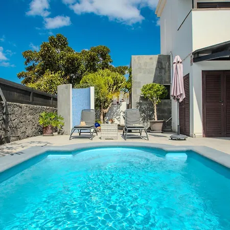 Solsidan Pool, Jacuzzi, A/c 15 Minutes Walking To Marina Rubicon ヴィラ プラヤ・ブランカ