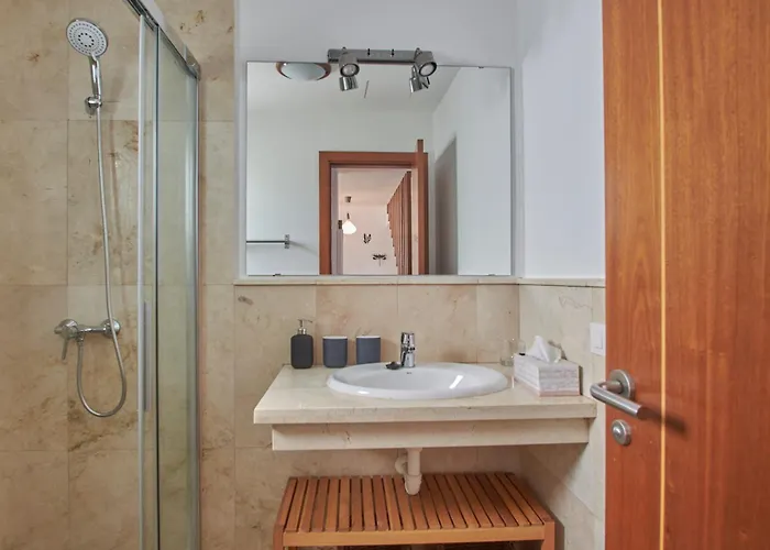 Villa Solsidan Pool, Jacuzzi, A/c 15 Minutes Walking To Marina Rubicon *