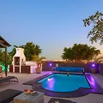 Solsidan Pool, Jacuzzi, A/c 15 Minutes Walking To Marina Rubicon Villa *