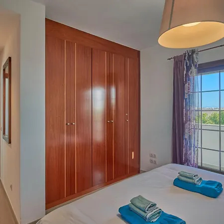 Βίλα Solsidan Pool, Jacuzzi, A/c 15 Minutes Walking To Marina Rubicon *