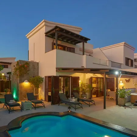 Solsidan Pool, Jacuzzi, A/c 15 Minutes Walking To Marina Rubicon * Πλάγια Μπλάνκα