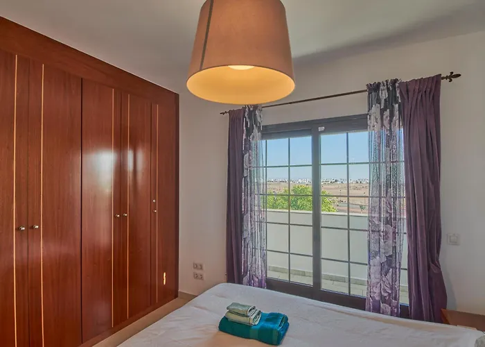 Villa Solsidan Pool, Jacuzzi, A/c 15 Minutes Walking To Marina Rubicon Playa Blanca