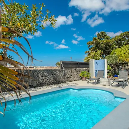 Solsidan Pool, Jacuzzi, A/c 15 Minutes Walking To Marina Rubicon Willa *