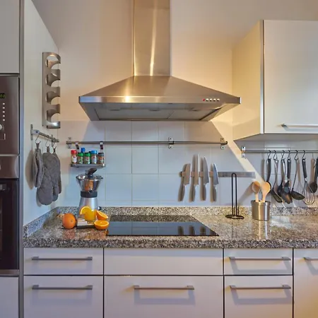 Willa Solsidan Pool, Jacuzzi, A/c 15 Minutes Walking To Marina Rubicon Playa Blanca (Lanzarote)