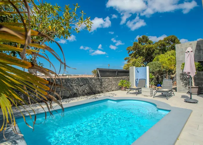 Solsidan Pool, Jacuzzi, A/c 15 Minutes Walking To Marina Rubicon Вилла *